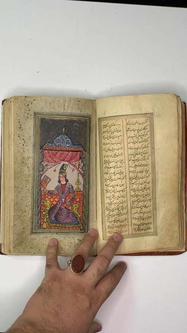 مثنوی مهر و مشتری با ۲۰ نگاره اصیل قاجاری